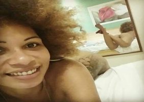 Giovanna Bombom Caiu Na Net Dando Cu Apertadinho Em Vídeo De Putaria Com Amigos